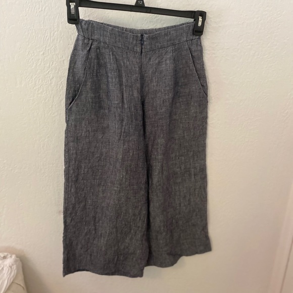 Ali golden linen crop pants - Picture 2 of 4
